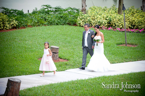 Best Orlando Wedding photographer - Sandra Johnson (SJFoto.com)